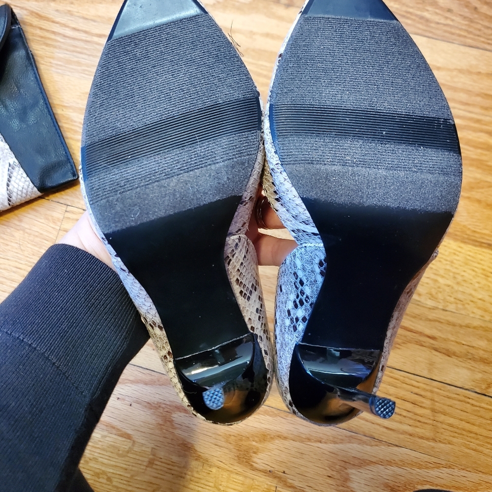 Steve Madden matching heels and clutch purse - Picture 4 of 6